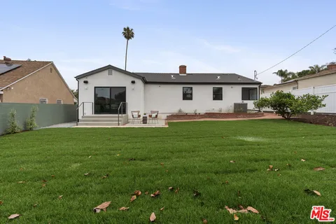 $1,675,000 | 3815 South Cochran Avenue, Los Angeles, CA 90008