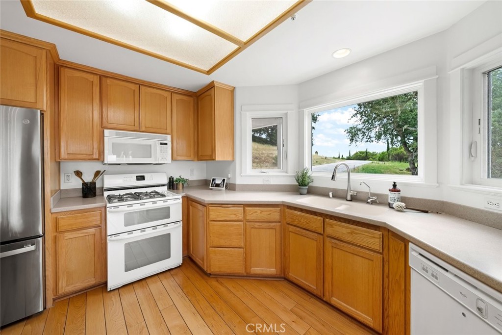 9500 Corona Road Atascadero, CA 93422 - Photo 14 of 74