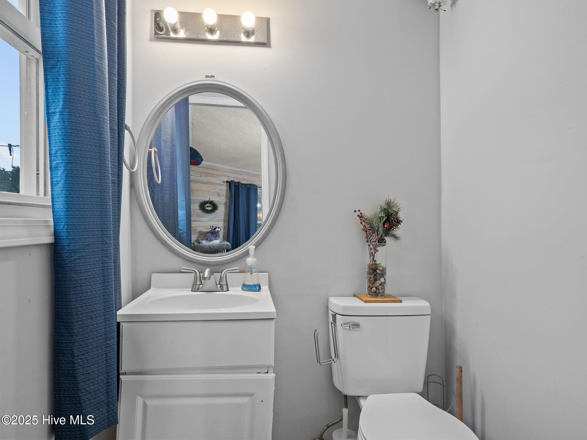 87 Crown Point Road Hubert, NC 28539 - Photo 16 of 21 Half Bath