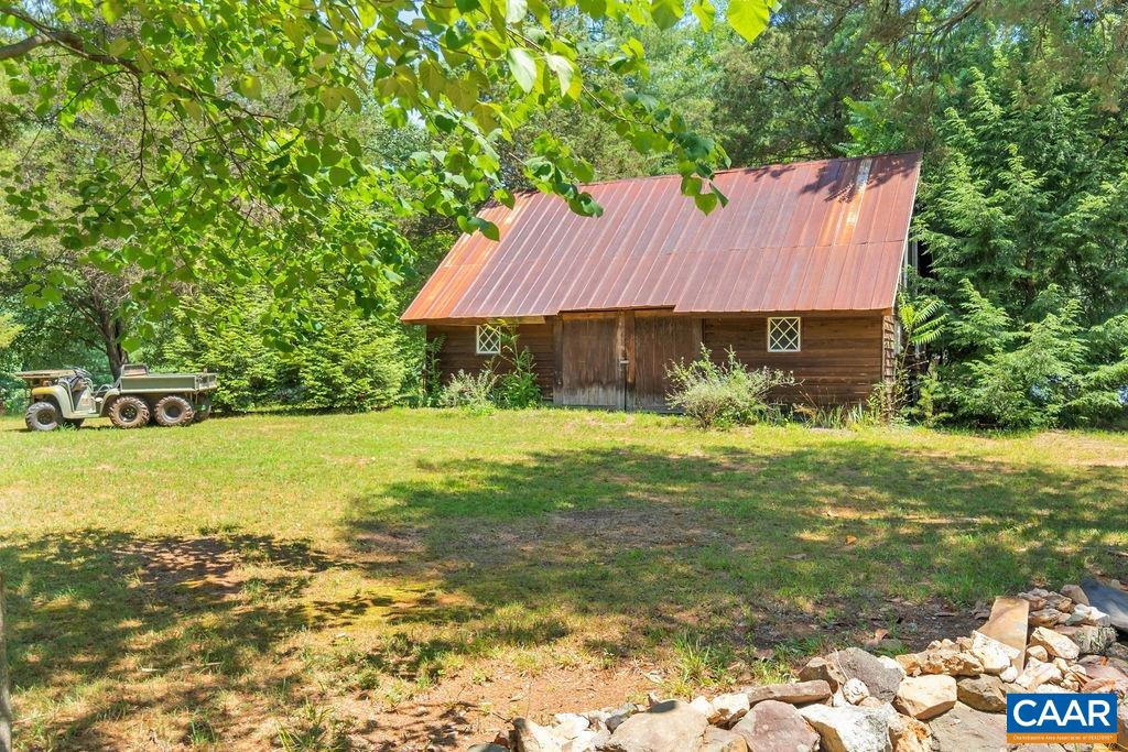3609 Stony Point Road Charlottesville, VA 22911 - Photo 44 of 58 a view of a house with a yard