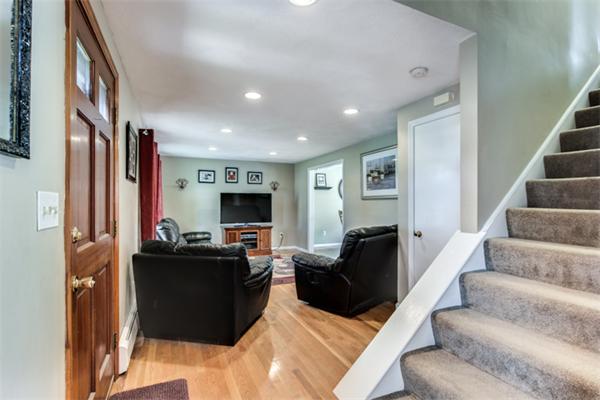 24 Honeysuckle Road Gloucester, MA 01930 - Photo 7 of 28 Gallery Image 7