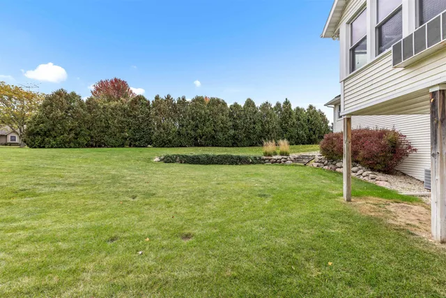 $340,000 | 7801 Hawks View Drive, Machesney Park, IL 61115