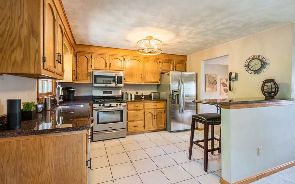 22 Vermont Road Wilmington, MA 01887 - Photo 17 of 30 Gallery Image 17