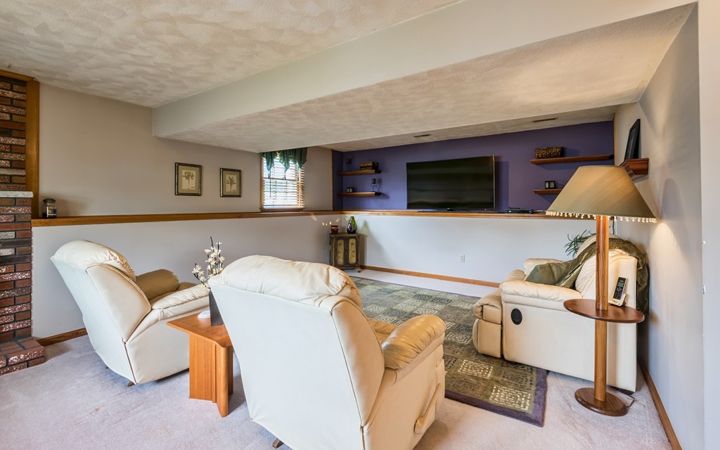 22 Vermont Road Wilmington, MA 01887 - Photo 22 of 30 Gallery Image 22
