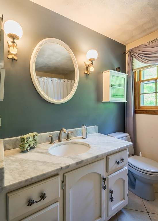 22 Vermont Road Wilmington, MA 01887 - Photo 9 of 30 Gallery Image 9