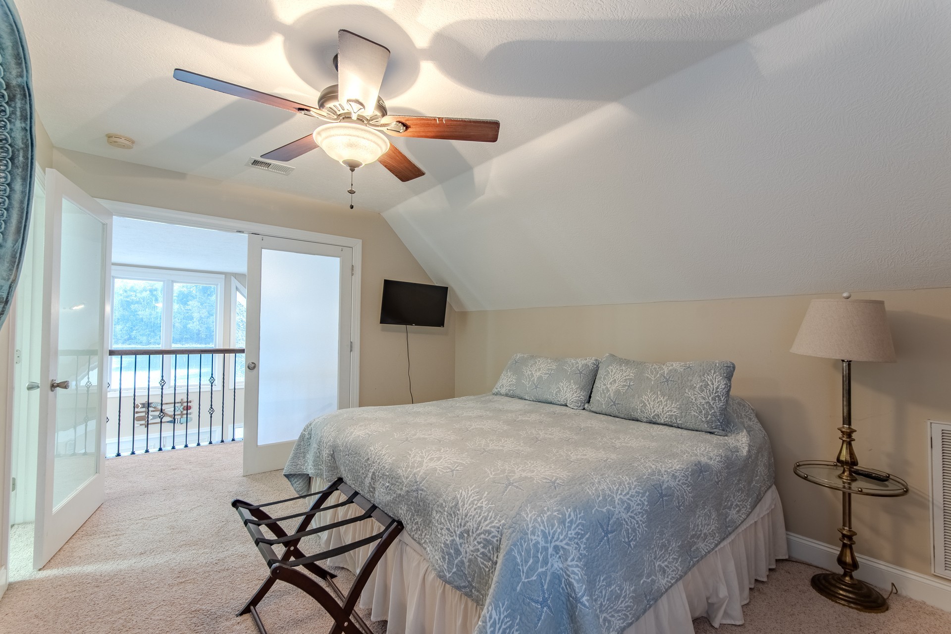 1040 Whites Creek Lane Decaturville, TN 38329 - Photo 16 of 80