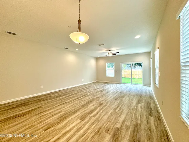 $3,100 | 826 5th Avenue South, Jacksonville Beach, FL 32250