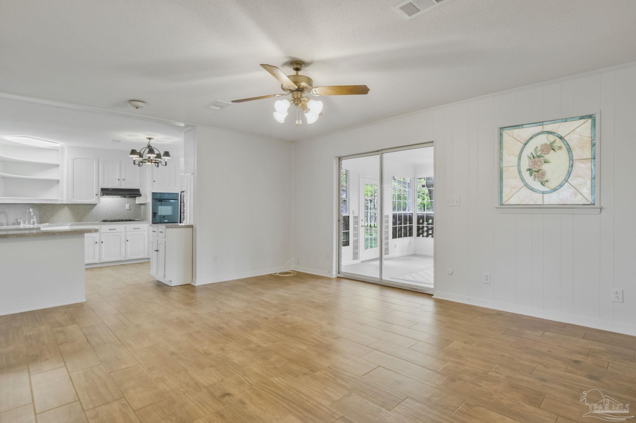 669 Carlton Road Pensacola, FL 32534 - Photo 15 of 64