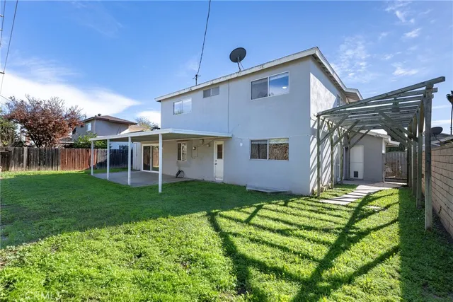 $3,000 | 5153 Merrill Avenue, Riverside, CA 92504