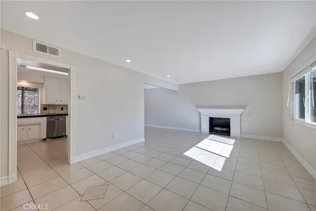 $3,000 | 5153 Merrill Avenue, Riverside, CA 92504