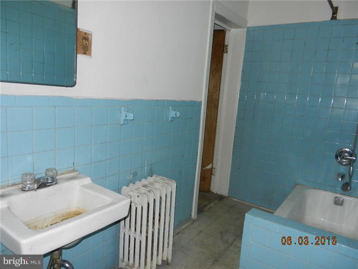 5510 Walnut Street Philadelphia, PA 19139 - Photo 3 of 11 Unit #1