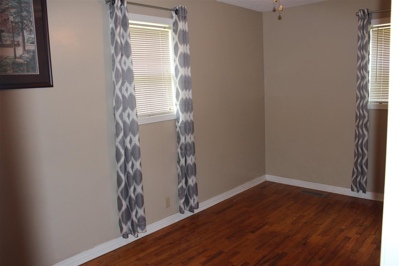 16 Baker Loop Newbern, TN 38059 - Photo 5 of 7 Photo 5