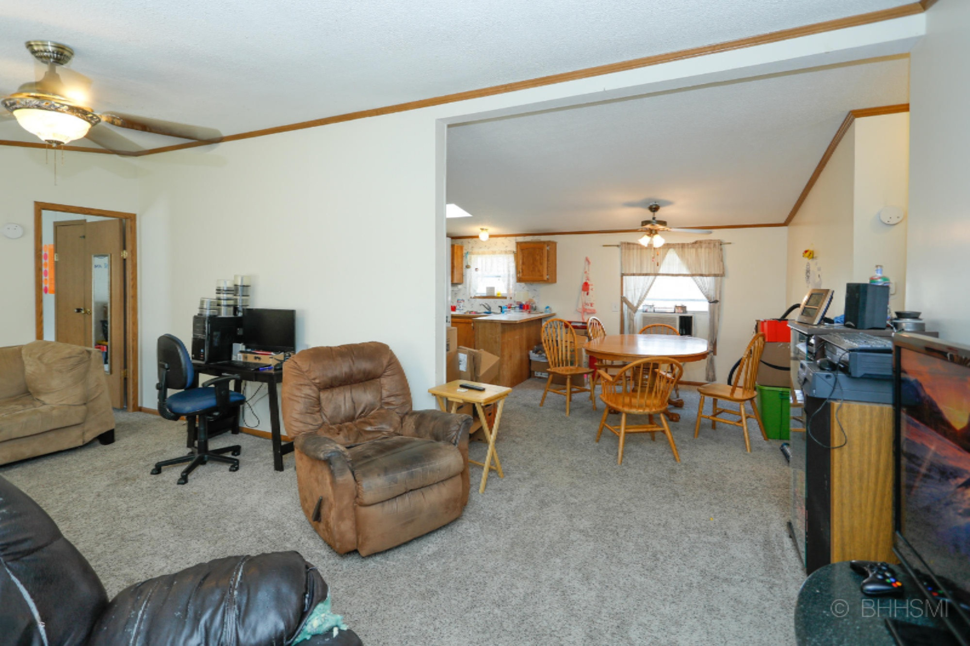 303 Wren Road Sturgis, MI 49091 - Photo 5 of 19 303 Wren-105