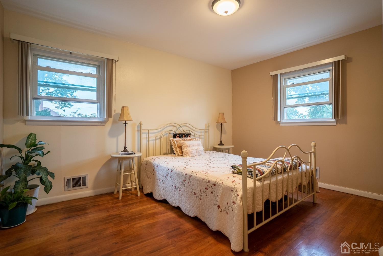 23 Mc Ginnis Road Edison, NJ 08817 - Photo 26 of 33 Gallery Image 26