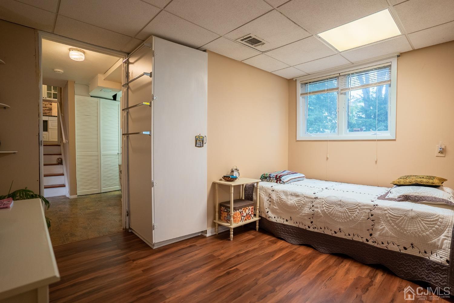 23 Mc Ginnis Road Edison, NJ 08817 - Photo 10 of 33 Gallery Image 10