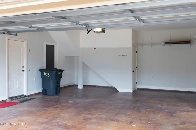 $319,000 | 103 Bainbridge Bend, Canton, MS 39046