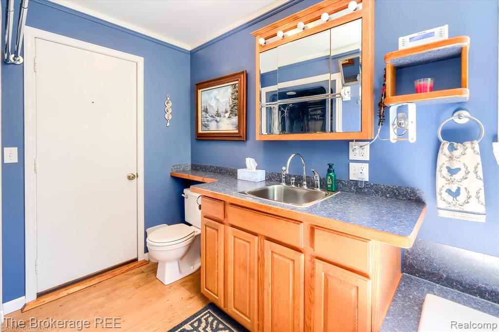 9050 East Bristol Road Davison, MI 48423 - Photo 51 of 83 Gallery Image 51