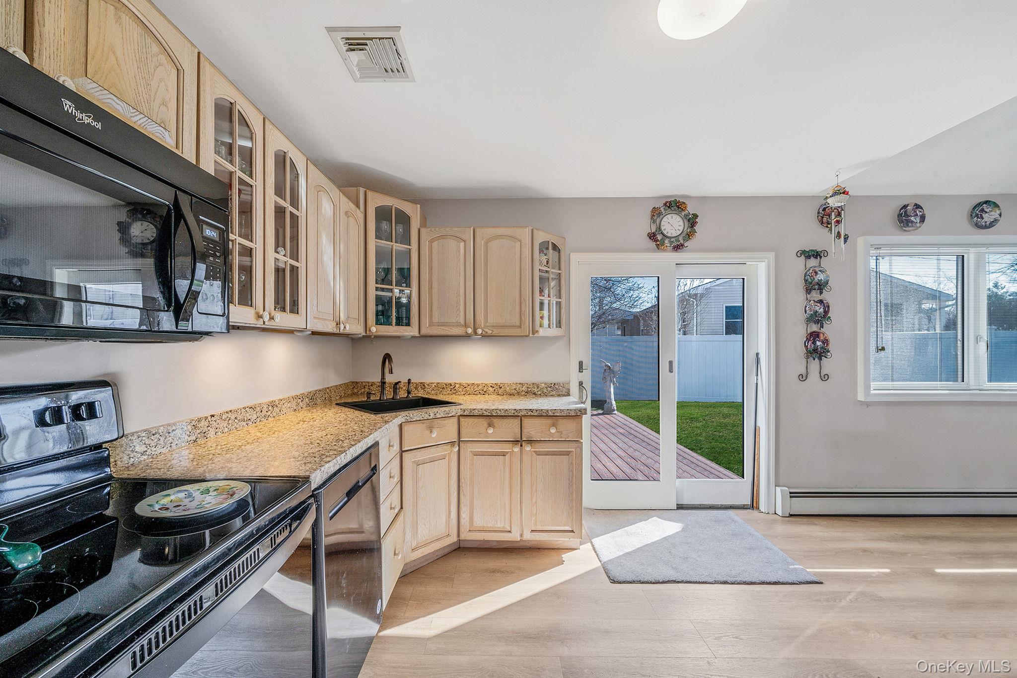 77 Propose Road Shirley, NY 11967 - Photo 13 of 25