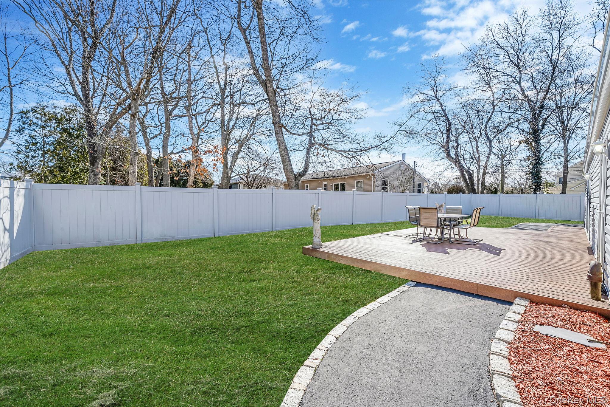 77 Propose Road Shirley, NY 11967 - Photo 21 of 25