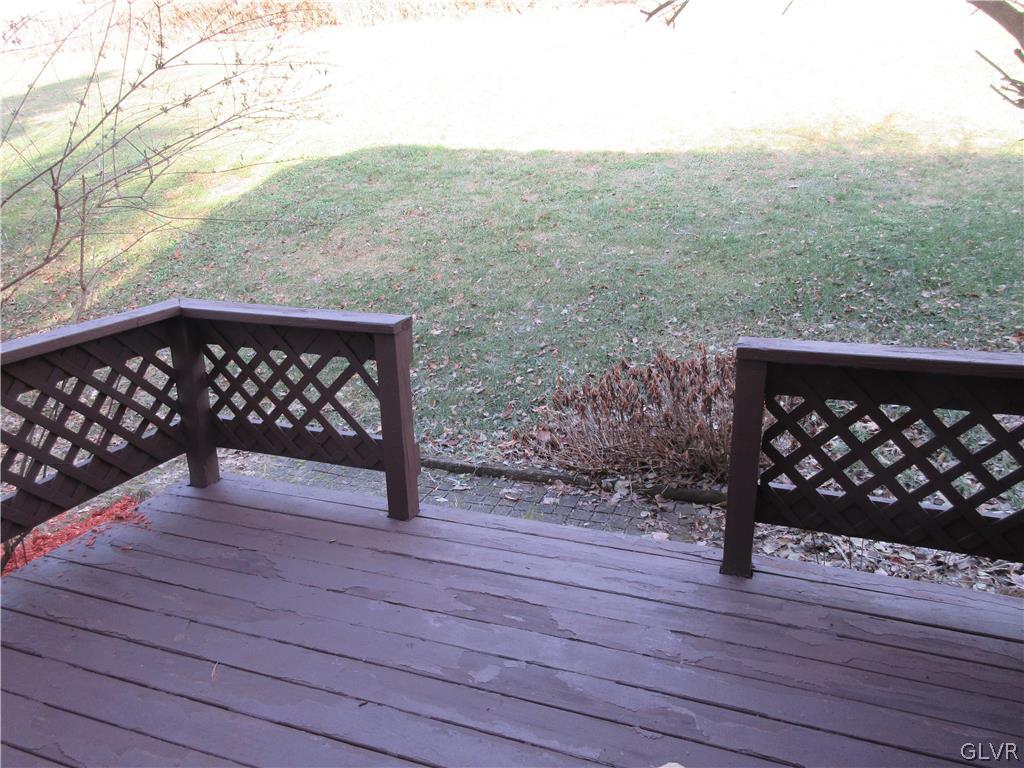 1242 Stanford Road Bethlehem, PA 18018 - Photo 5 of 22 Rear deck