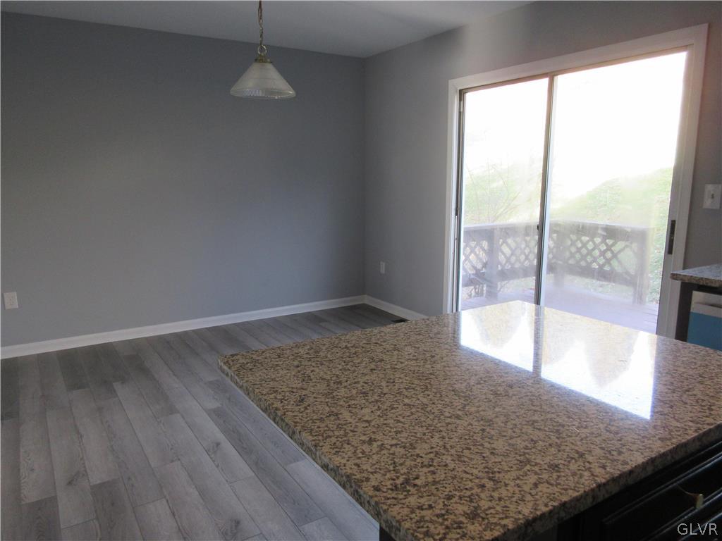 1242 Stanford Road Bethlehem, PA 18018 - Photo 9 of 22 Eat in area
