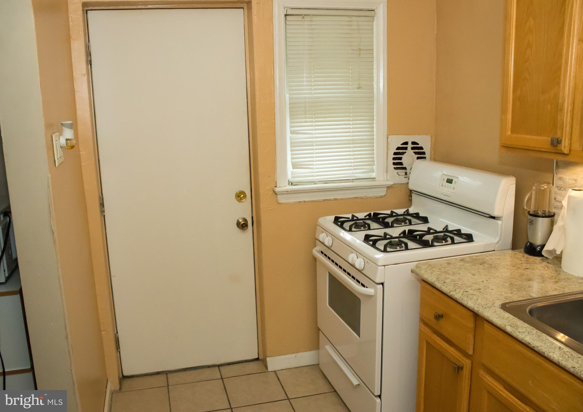 2818 North Congress Road Camden, NJ 08104 - Photo 8 of 30 Gallery Image 8