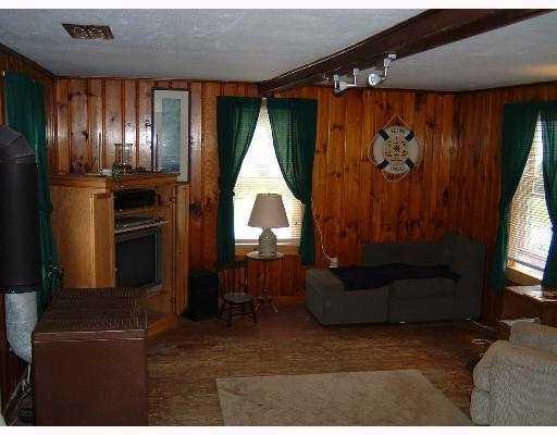 107 Columbia Heights Road Charlestown, RI 02813 - Photo 4 of 4 Den/Family/Great Room.