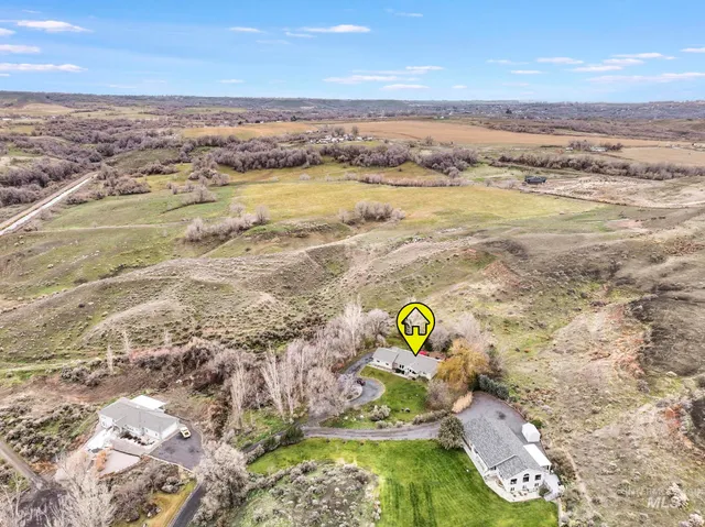 $369,900 | 4503 Hidden Canyon Lane, Buhl, ID 83316