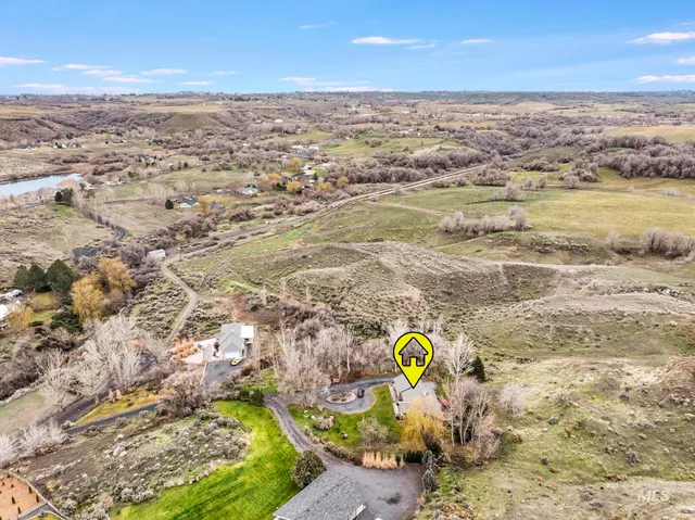 $369,900 | 4503 Hidden Canyon Lane, Buhl, ID 83316