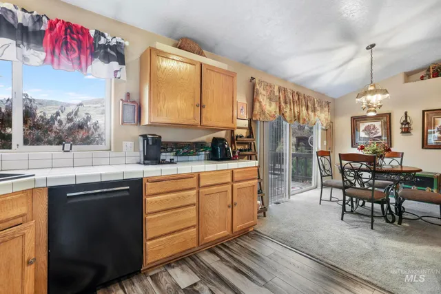 $369,900 | 4503 Hidden Canyon Lane, Buhl, ID 83316