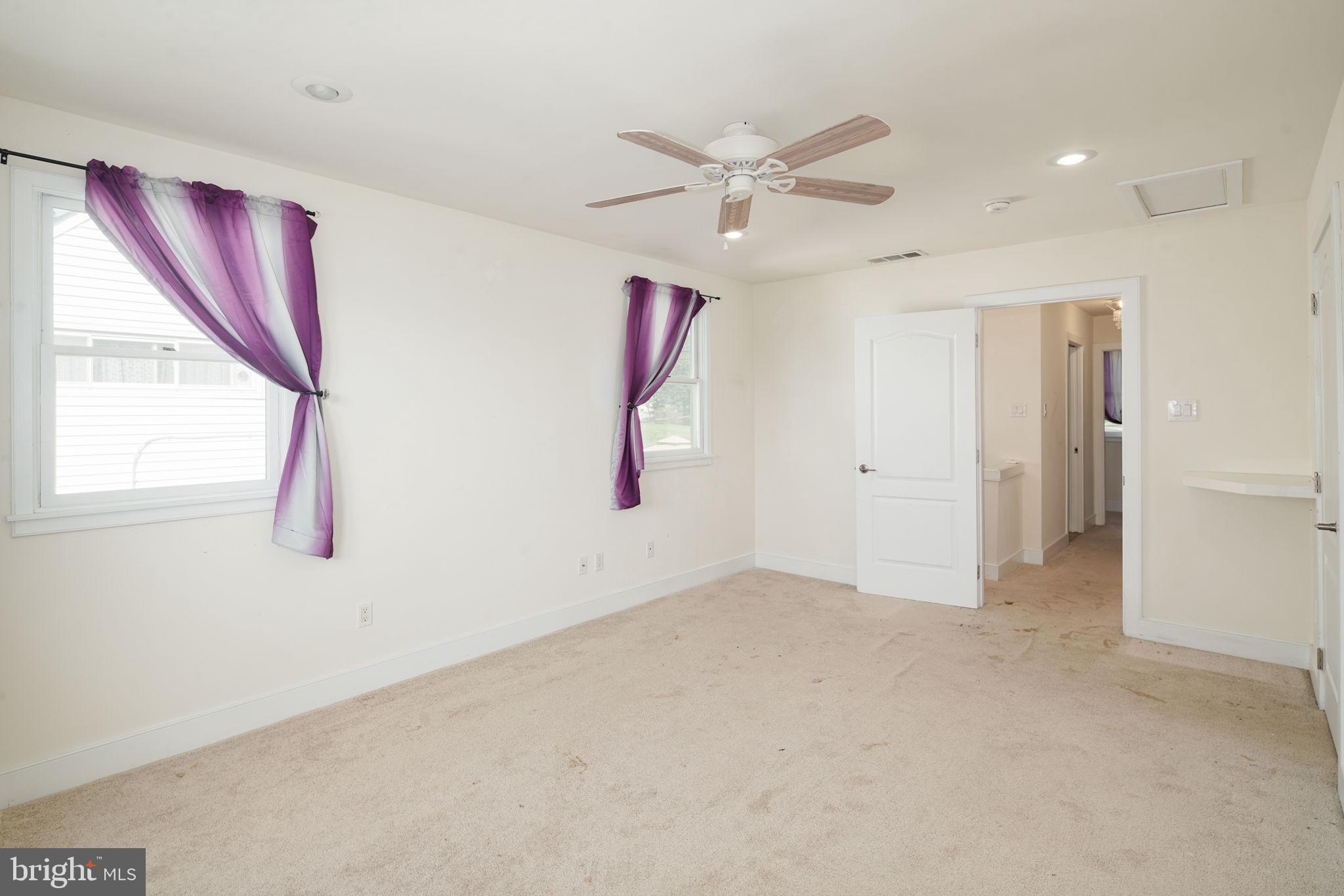55 Grasspond Road Levittown, PA 19057 - Photo 26 of 33