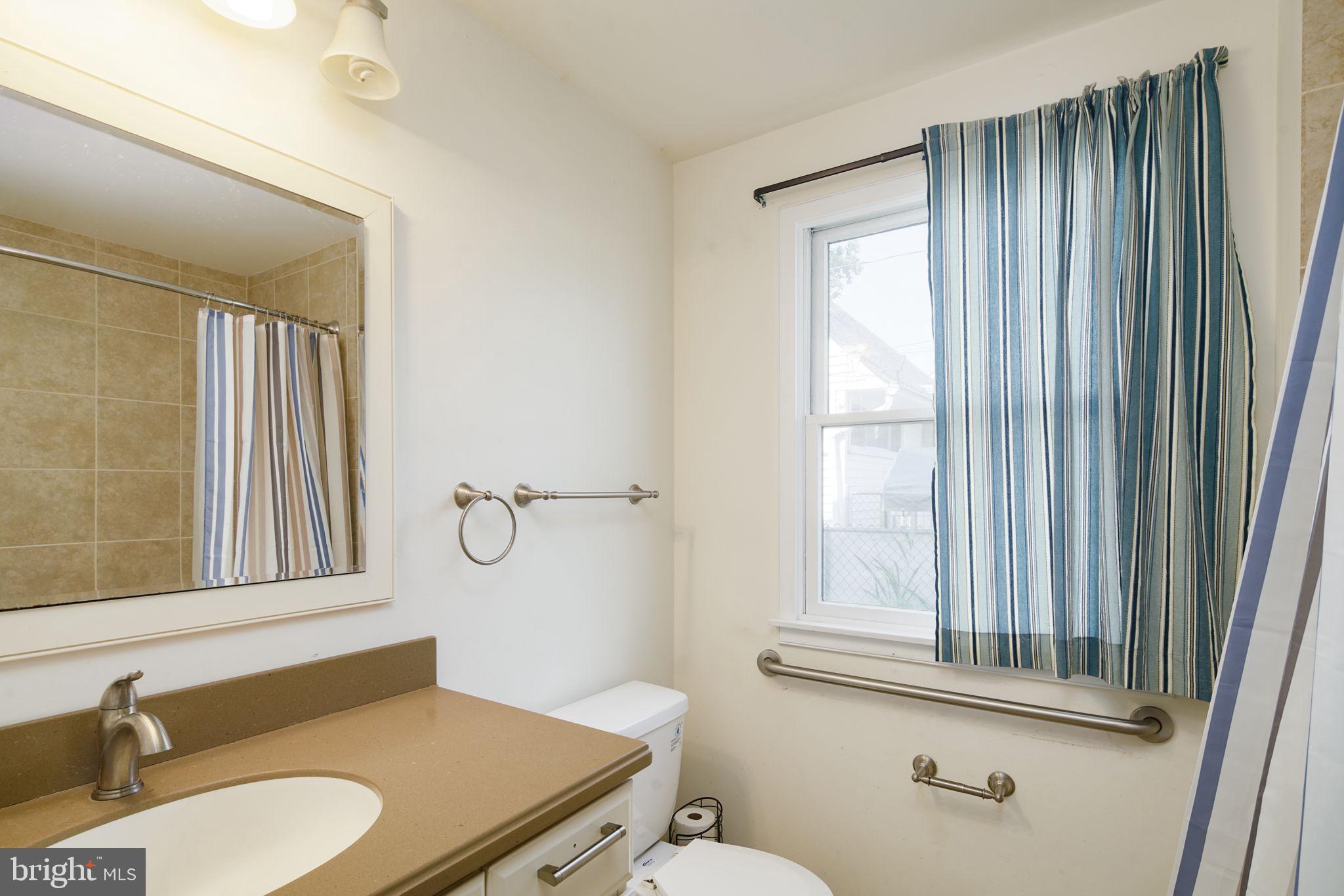 55 Grasspond Road Levittown, PA 19057 - Photo 31 of 33