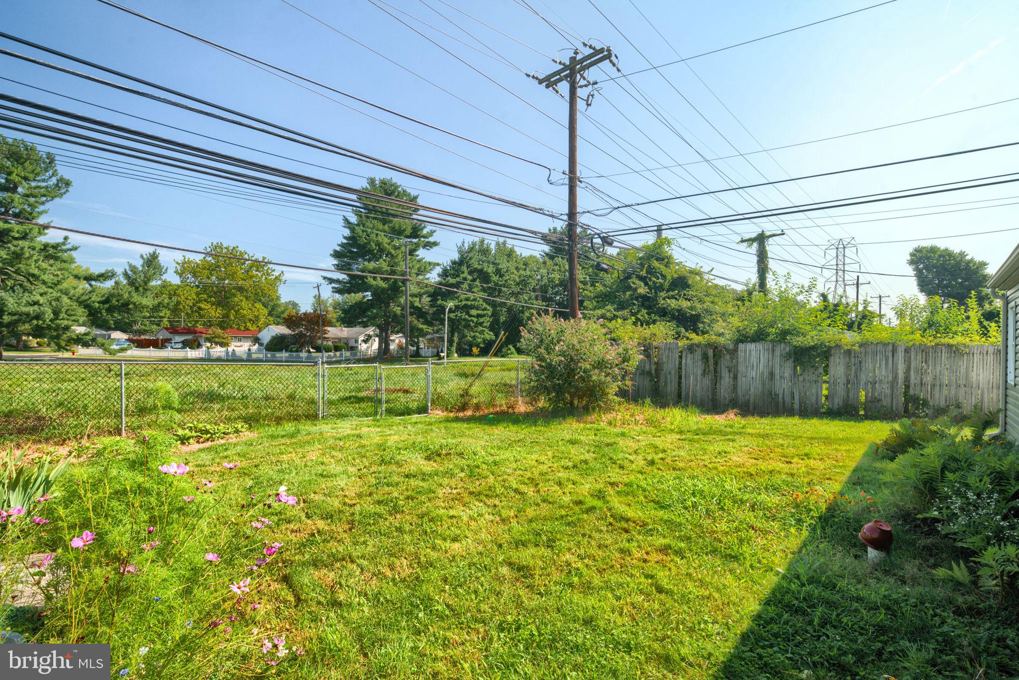 55 Grasspond Road Levittown, PA 19057 - Photo 33 of 33