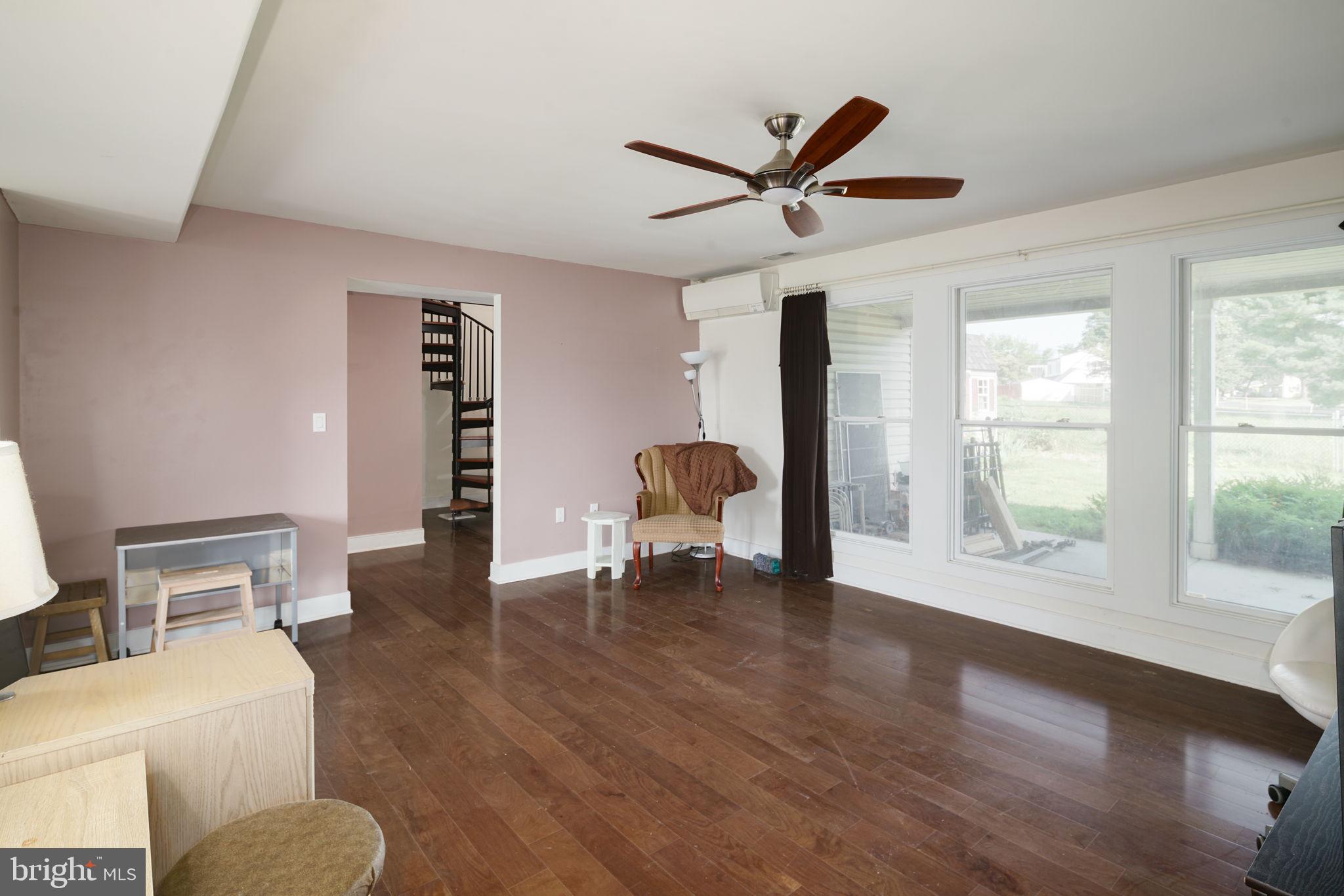 55 Grasspond Road Levittown, PA 19057 - Photo 7 of 33