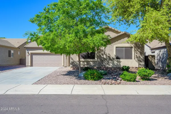 $2,600 | 17618 West Crocus Drive, Surprise, AZ 85388
