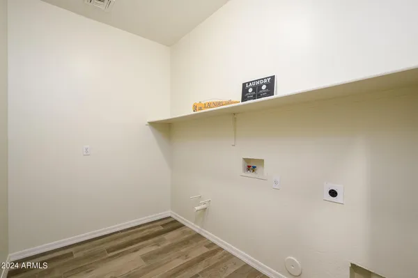 $2,600 | 17618 West Crocus Drive, Surprise, AZ 85388