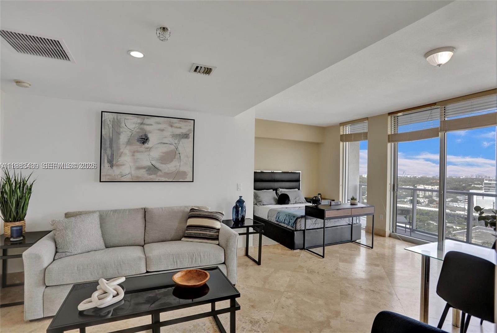 185 Southwest 7th Street, Unit 1600 Miami, FL 33130 - Photo 29 of 38