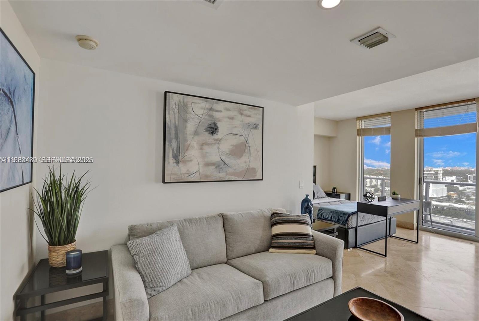 185 Southwest 7th Street, Unit 1600 Miami, FL 33130 - Photo 5 of 38