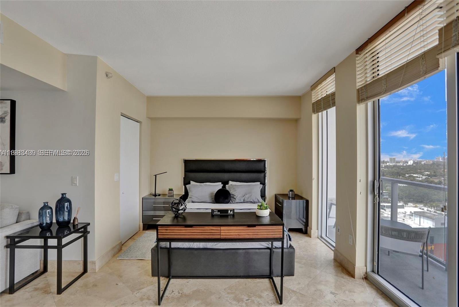 185 Southwest 7th Street, Unit 1600 Miami, FL 33130 - Photo 8 of 38