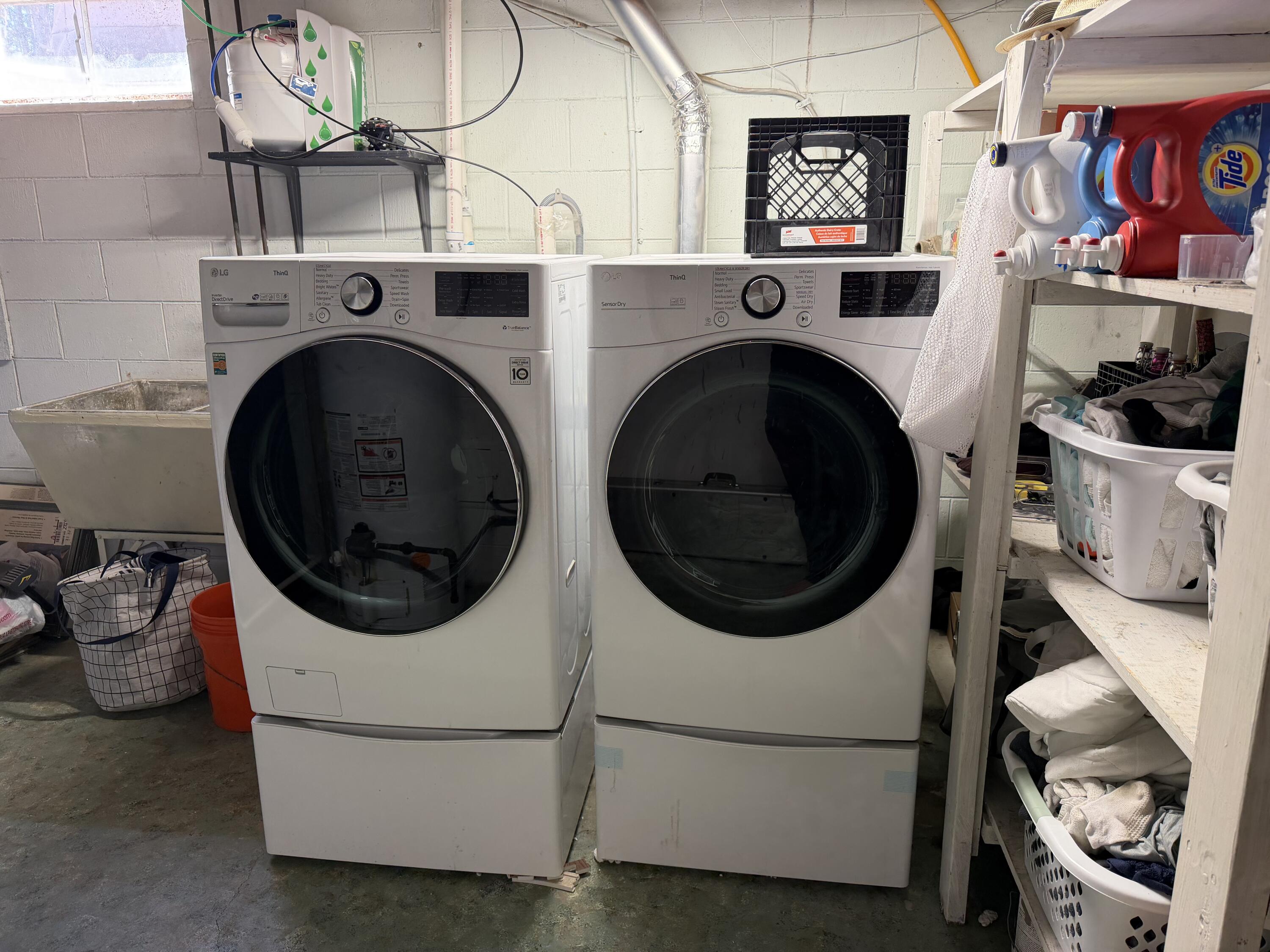 3733 Ridgefield Road Lansing, MI 48906 - Photo 30 of 31 LAUNDRY ROOM