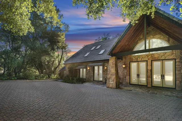 a view of a house with a outdoor space