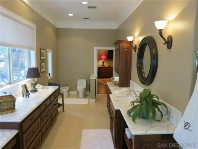 $2,500,000 | 45455 Lorenz Lane, Temecula, CA 92590