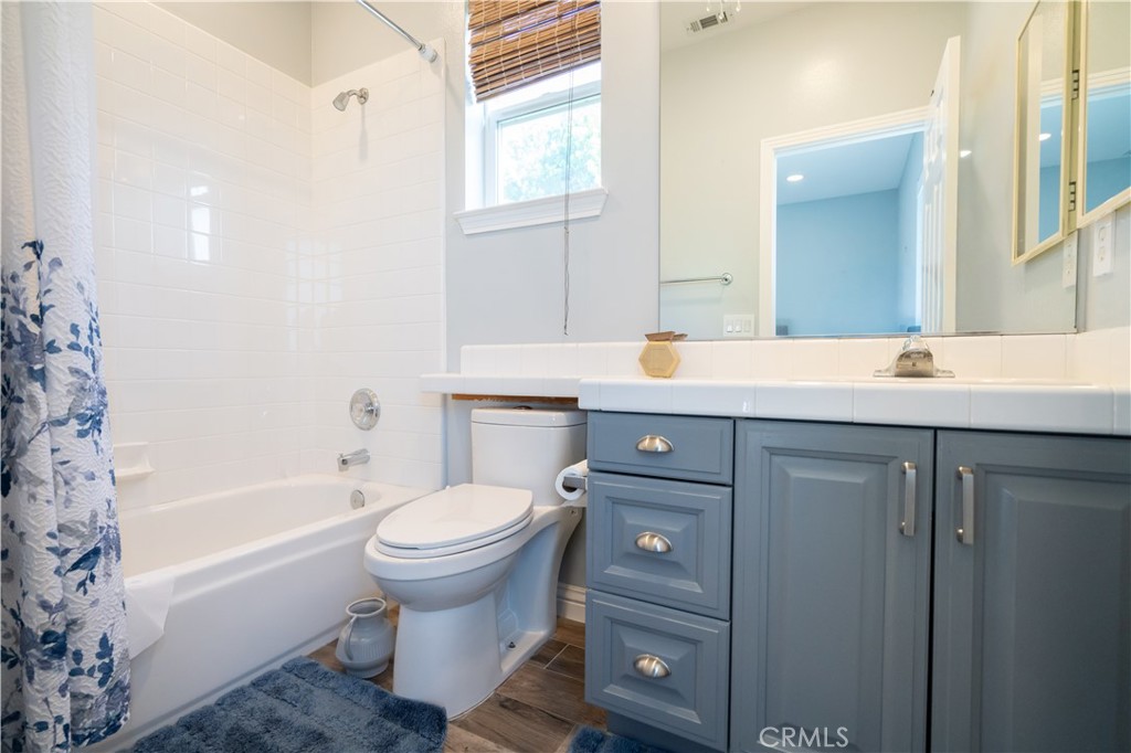 5474 Sunlight Street Simi Valley, CA 93063 - Photo 22 of 39