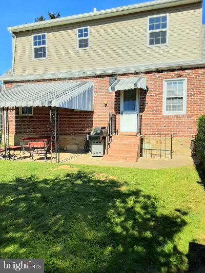 804 Ripley Street Philadelphia, PA 19111 - Photo 20 of 23 Rear yard patio