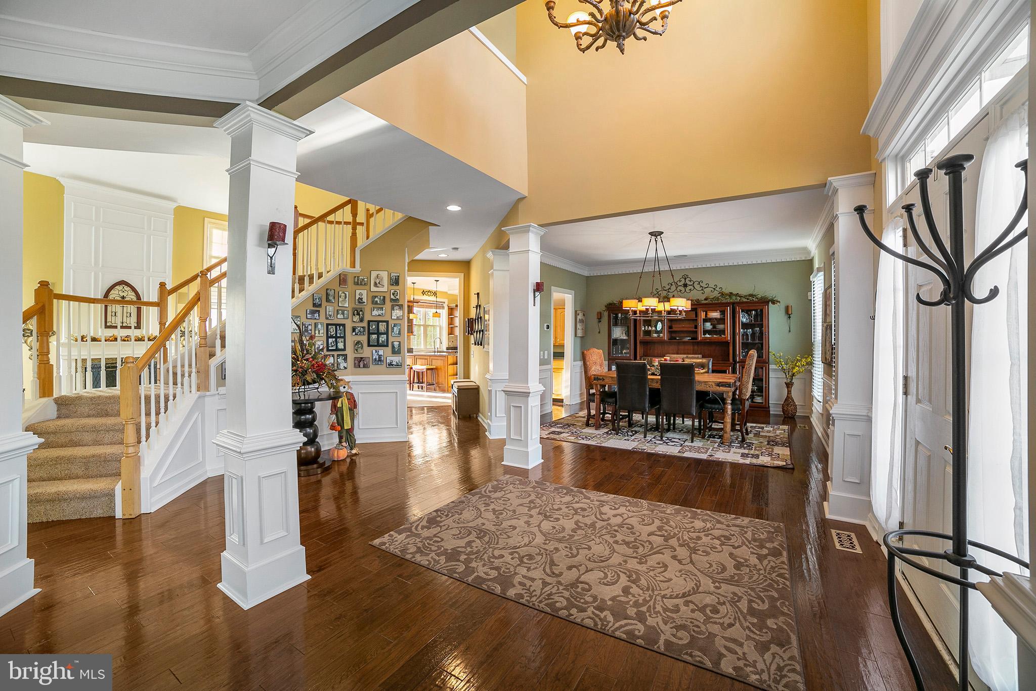 19 Eagleton Farm Road Newtown, PA 18940 - Photo 2 of 32 Entry Way