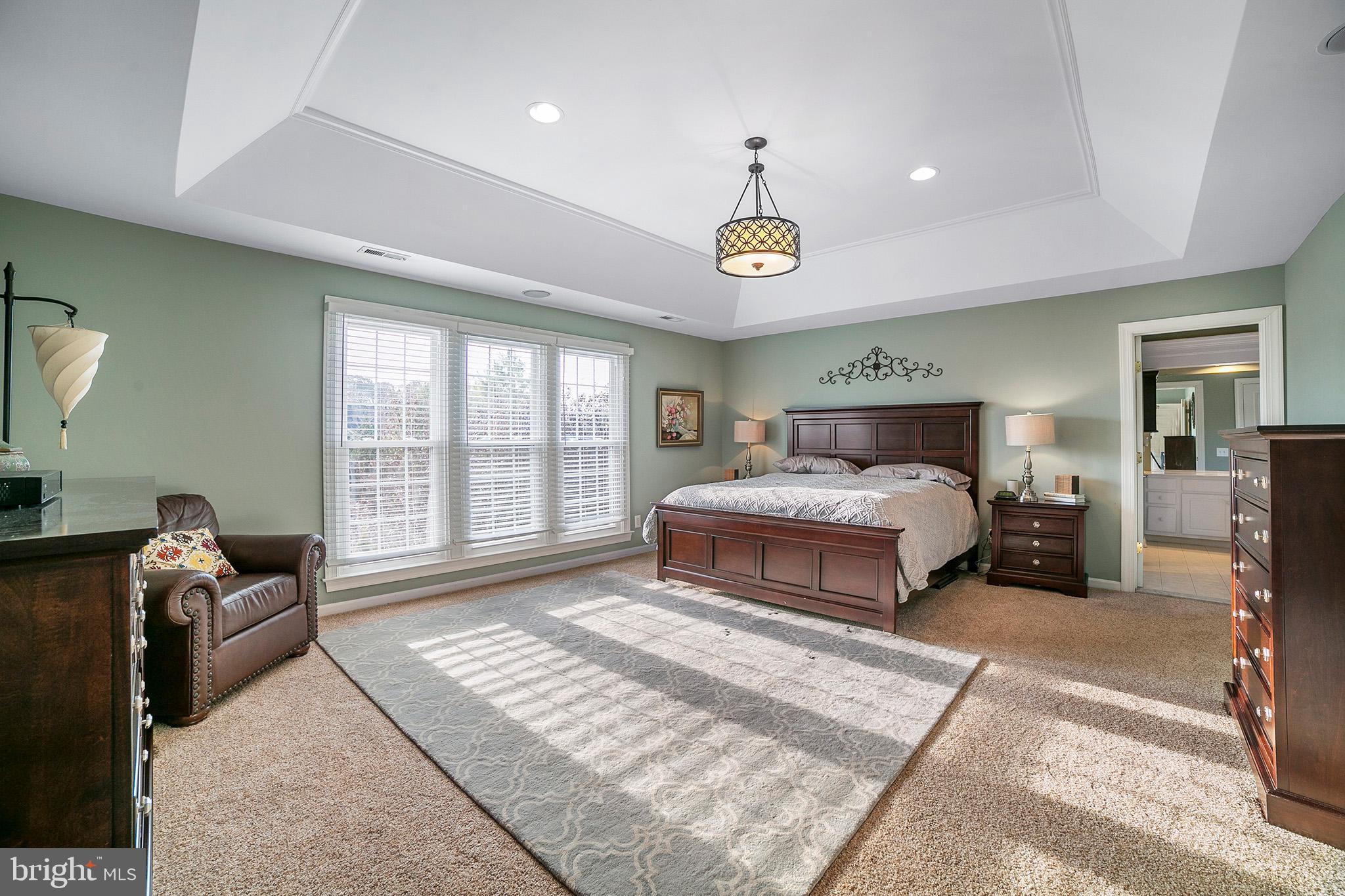 19 Eagleton Farm Road Newtown, PA 18940 - Photo 14 of 32 Master bedroom