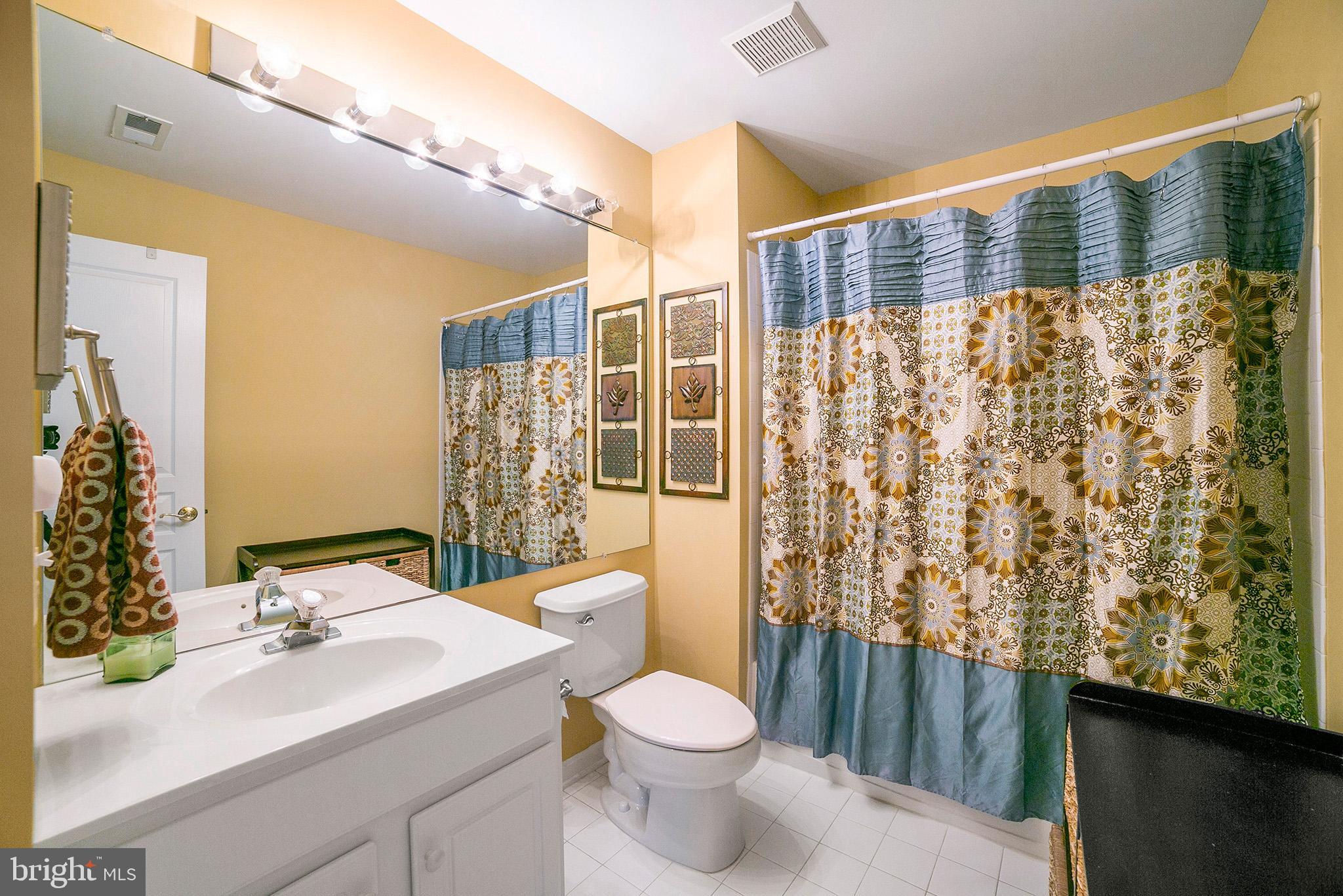19 Eagleton Farm Road Newtown, PA 18940 - Photo 20 of 32 Upper Full Bathroom