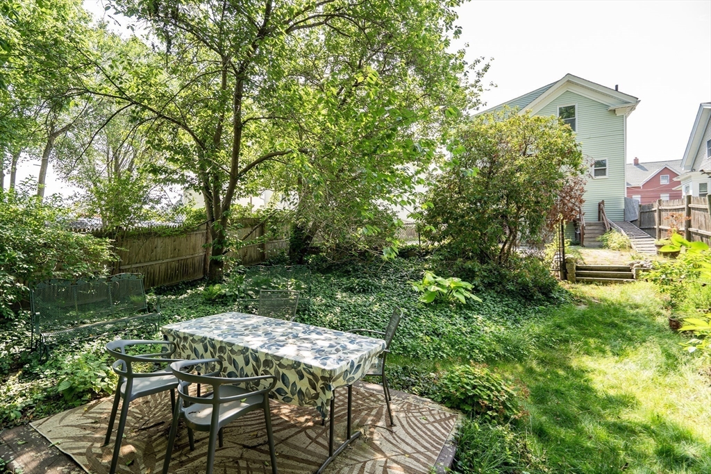 121 Myrtle Street Melrose, MA 02176 - Photo 24 of 26
