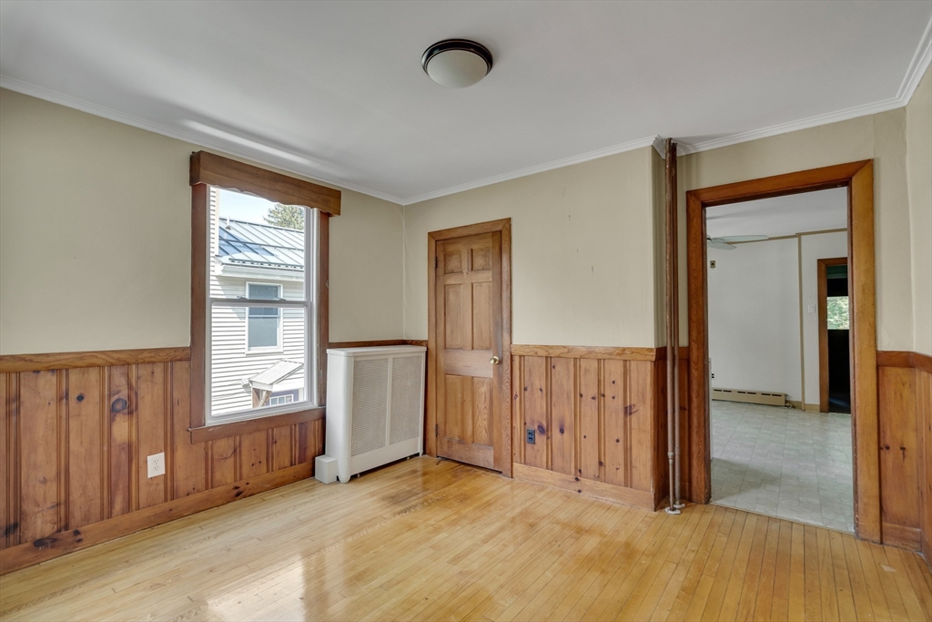 121 Myrtle Street Melrose, MA 02176 - Photo 7 of 26
