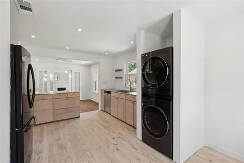 $345,000 | 2511 Burlington Boulevard, Dallas, TX 75211